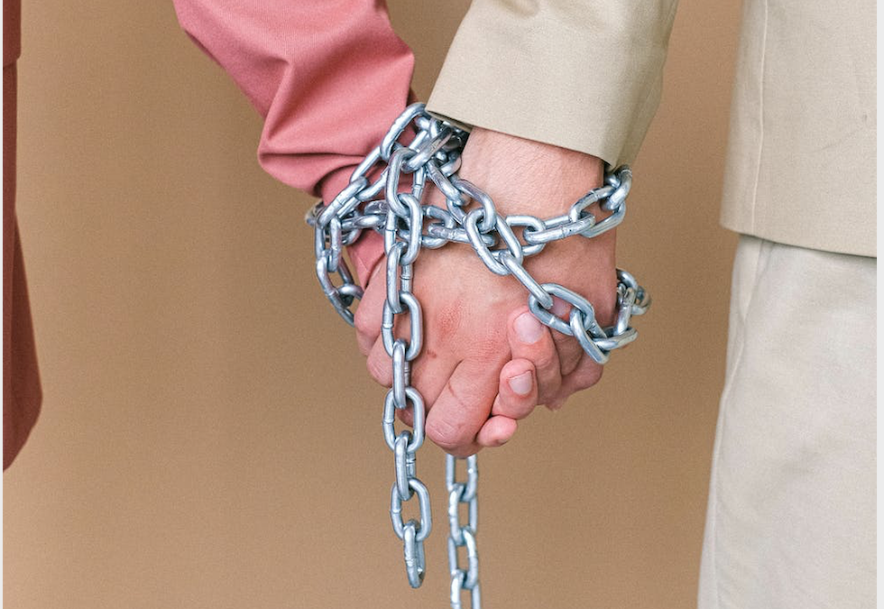 Mal d’amore e manipolazione narcisistica